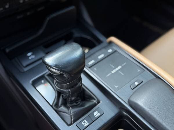 Lexus ES 300h 2021 — Миниатюра 15