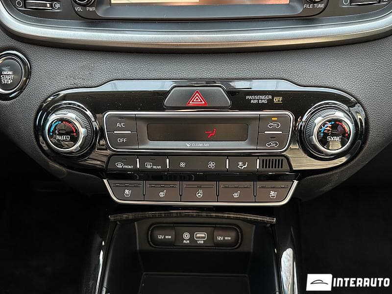2018 Kia Sorento — Miniatură 17
