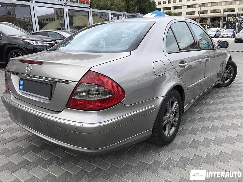 2007 Mercedes E 220 — Miniatură 4