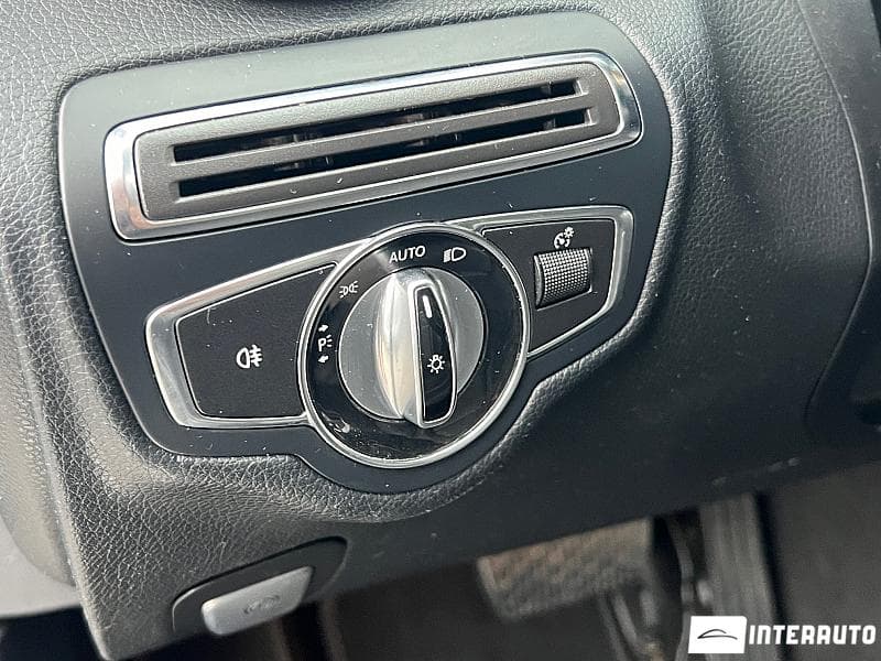 Mercedes C 300 2015 — Миниатюра 9