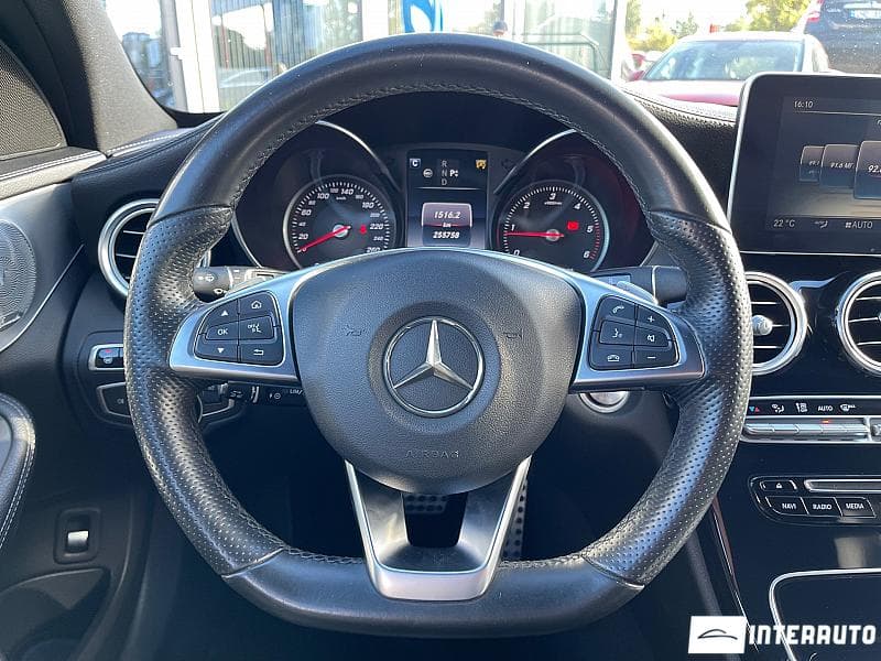 2016 Mercedes C 250 — Miniatură 10