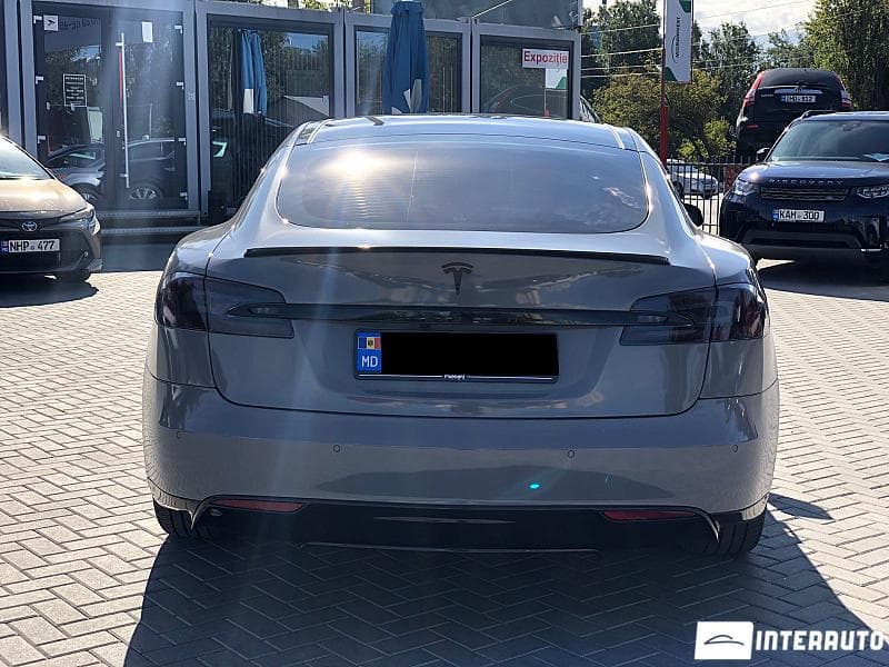 2016 Tesla Model S — Miniatură 5