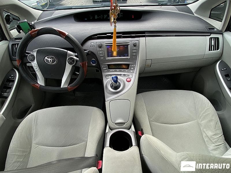 2012 Toyota Prius — Miniatură 8