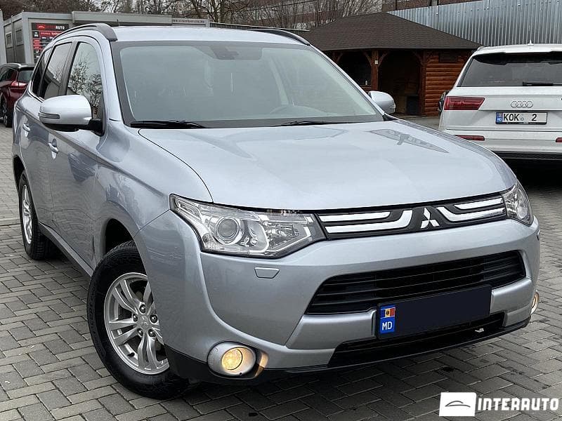 2014 Mitsubishi Outlander — Miniatură 2