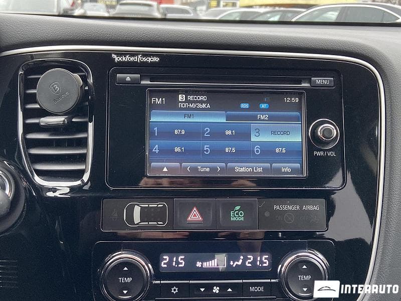 2014 Mitsubishi Outlander — Miniatură 10