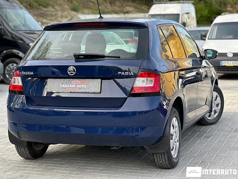 2016 Skoda Fabia — Miniatură 2
