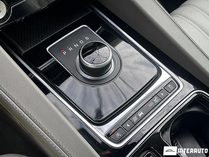 Jaguar F-Pace 2016 — Миниатюра 14