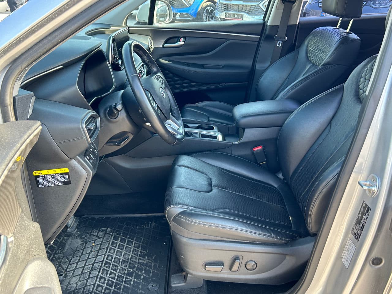 Hyundai Santa Fe 2018 — Миниатюра 8