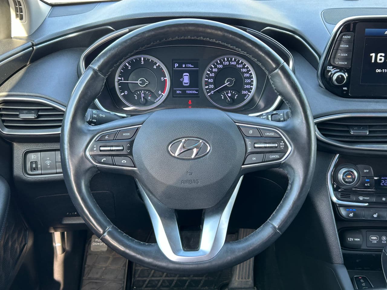 Hyundai Santa Fe 2018 — Миниатюра 11