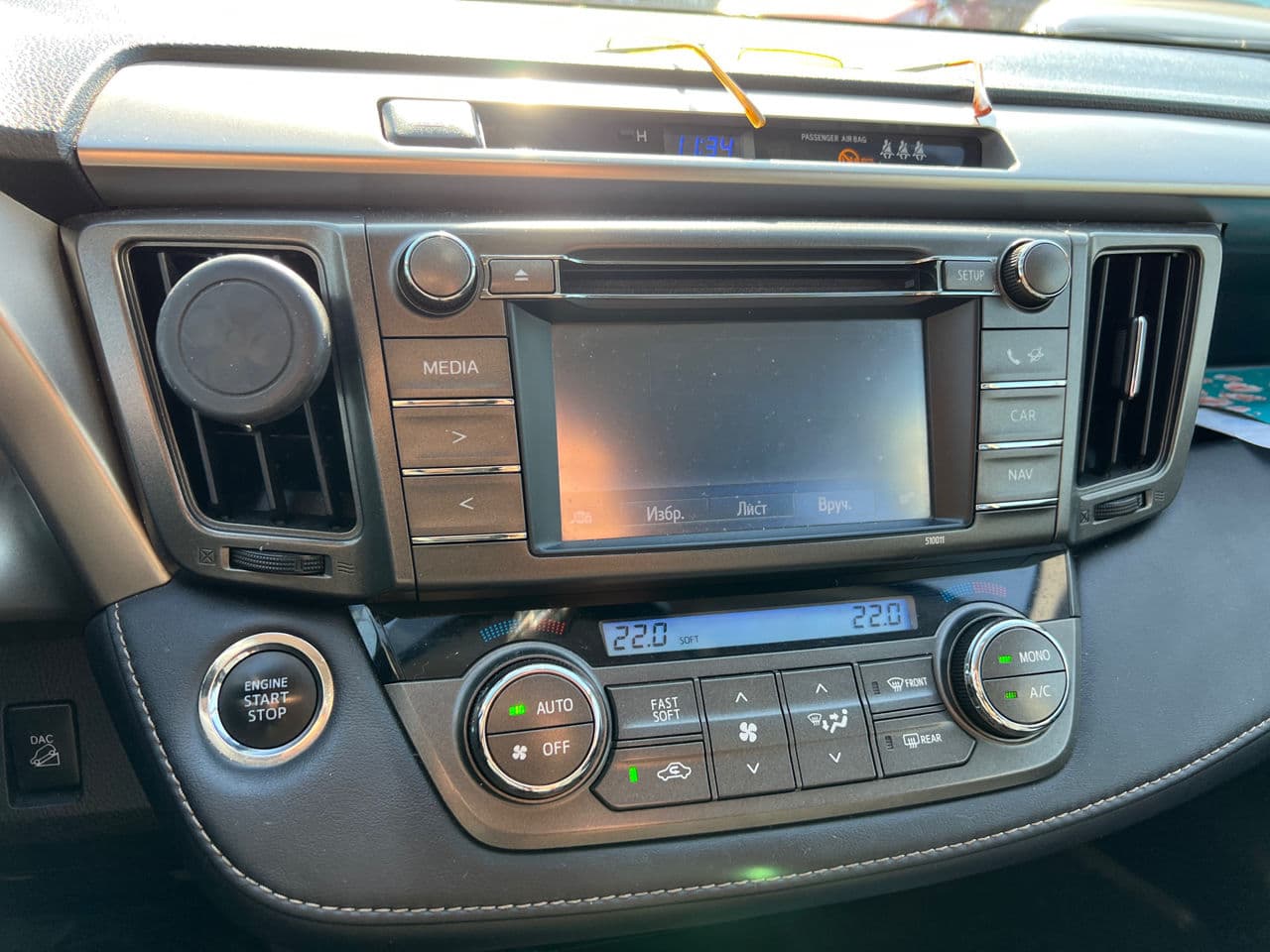 Toyota Rav-4 2014 — Миниатюра 10