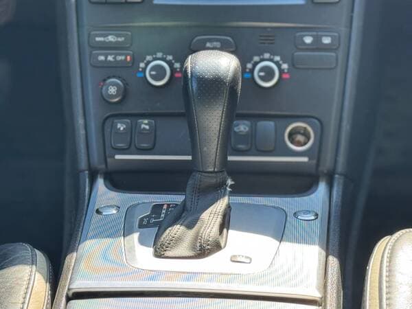 Volvo XC 90 2008 — Миниатюра 10