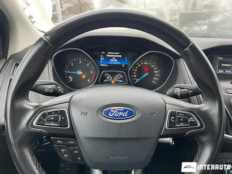 2018 Ford Focus — Miniatură 8