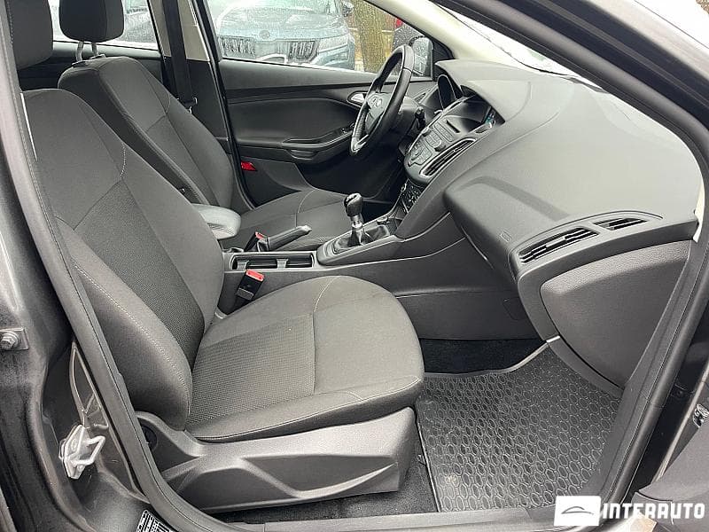 2018 Ford Focus — Miniatură 13