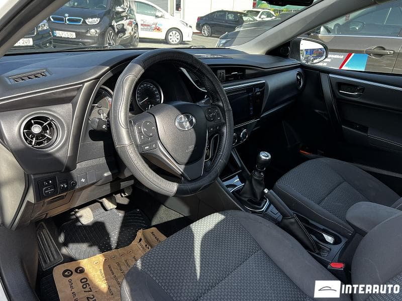 Toyota Corolla 2017 — Миниатюра 5