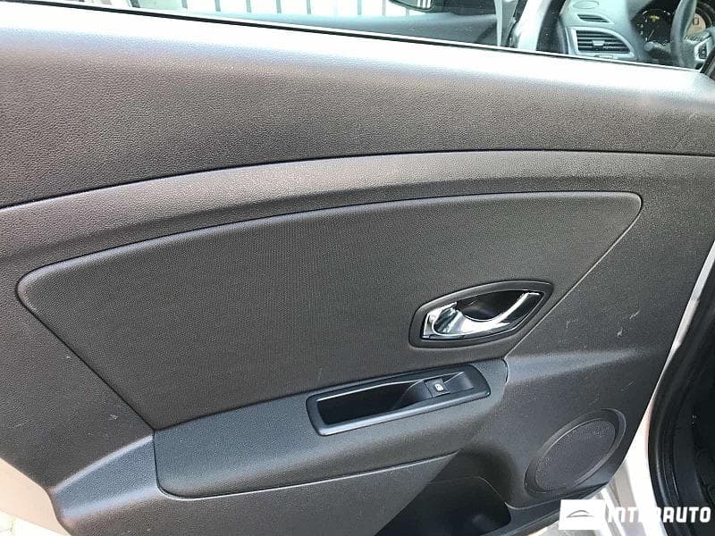 2012 Renault Megane — Miniatură 16
