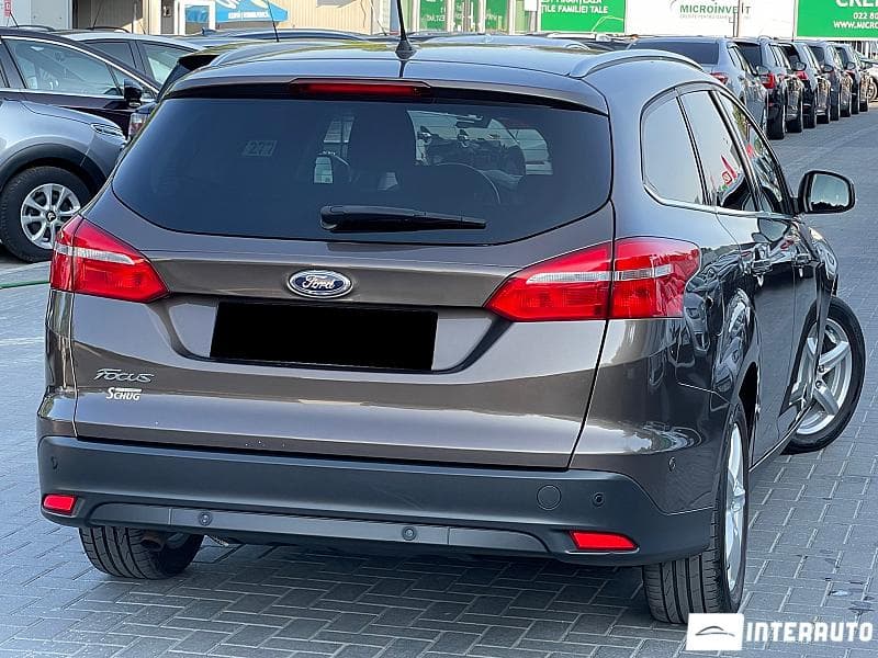 2016 Ford Focus — Miniatură 3