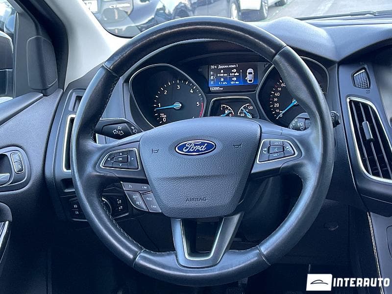 2016 Ford Focus — Miniatură 8