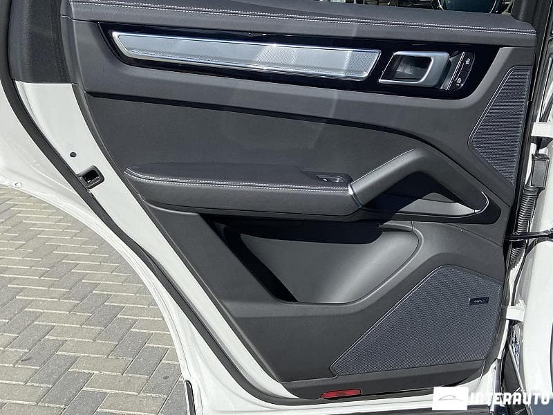 2022 Porsche Cayenne Coupe — Miniatură 25