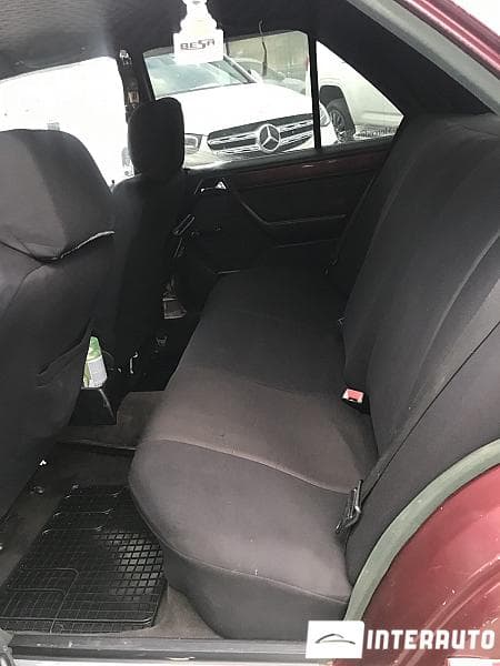 1991 Mercedes E 200 — Miniatură 15