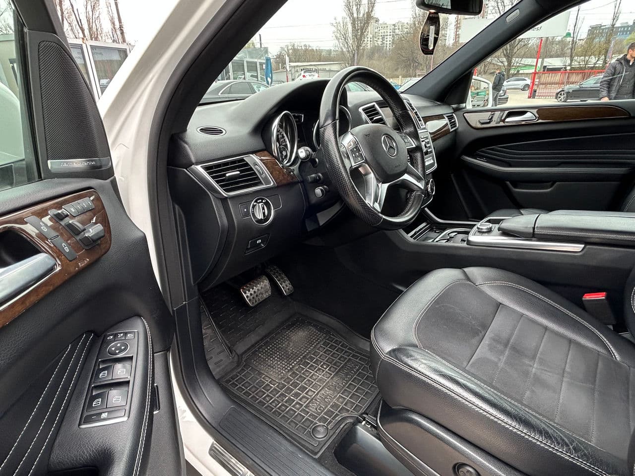 Mercedes ML 350 2013 — Миниатюра 7
