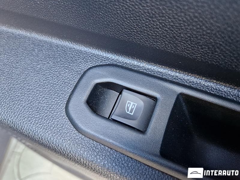 2020 Dacia Duster — Miniatură 18