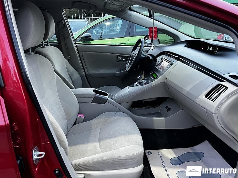 2011 Toyota Prius — Miniatură 13