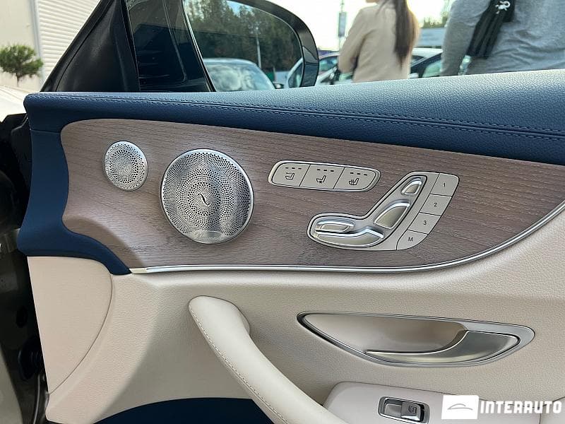 2018 Mercedes E 300 — Miniatură 19