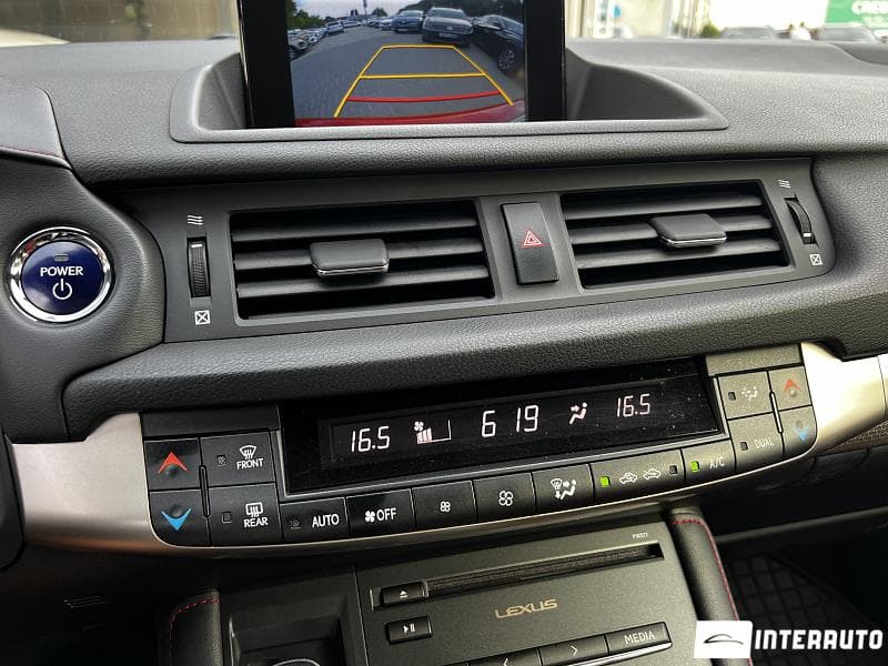 2014 Lexus CT 200h — Miniatură 10