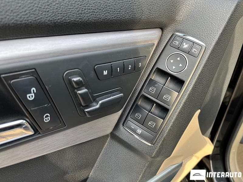 2010 Mercedes GLK 300 4MATIC — Miniatură 6