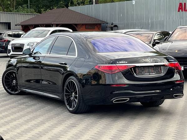 2022 Mercedes S 580e — Miniatură 3