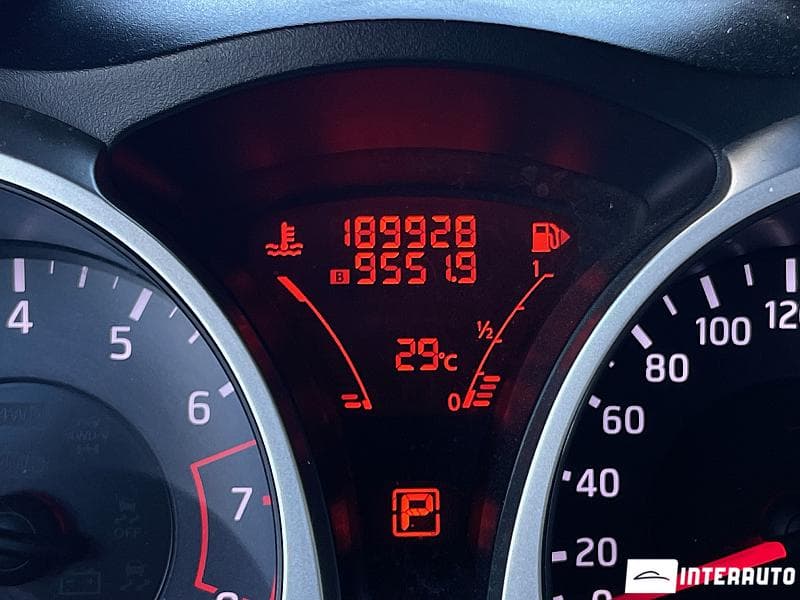 Nissan Juke 2011 — Миниатюра 9