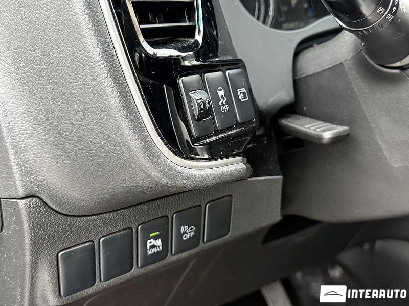 Mitsubishi Outlander 2015 — Миниатюра 10