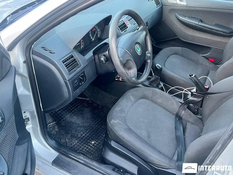 2005 Skoda Fabia — Miniatură 5