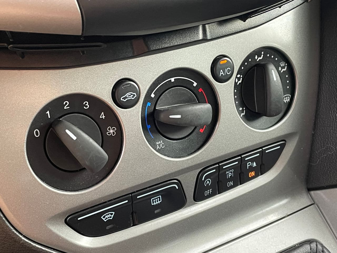 Ford Focus 2013 — Миниатюра 17