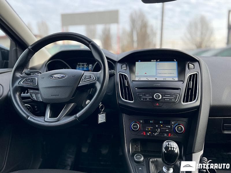 2017 Ford Focus — Miniatură 9