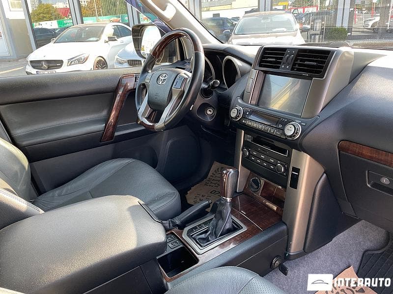 2012 Toyota Land Cruiser Prado — Miniatură 15