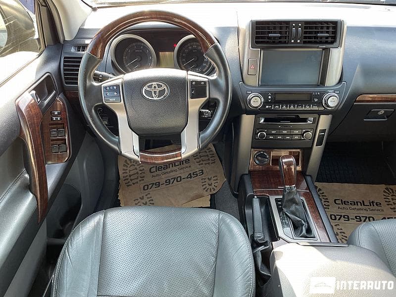 2012 Toyota Land Cruiser Prado — Miniatură 9