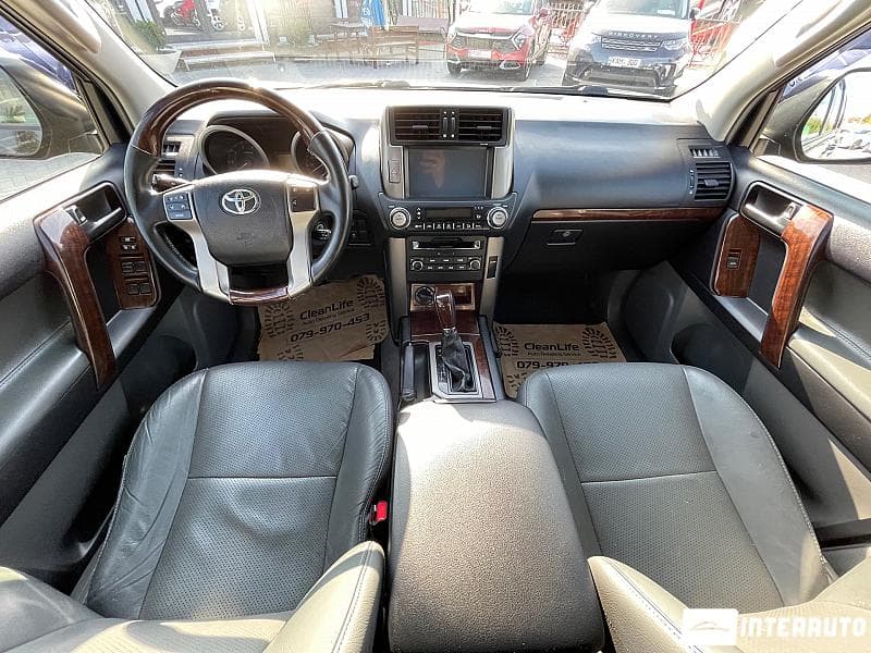 2012 Toyota Land Cruiser Prado — Miniatură 16