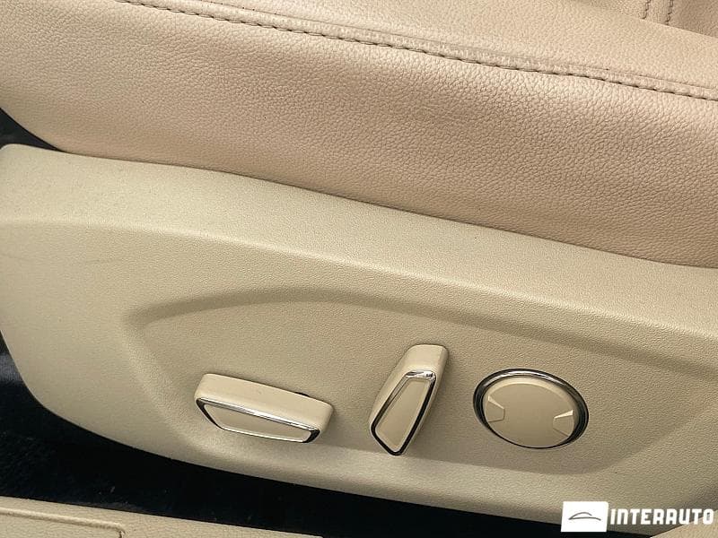 2016 Ford Fusion — Miniatură 7