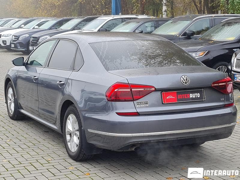 2018 Volkswagen Passat — Miniatură 4