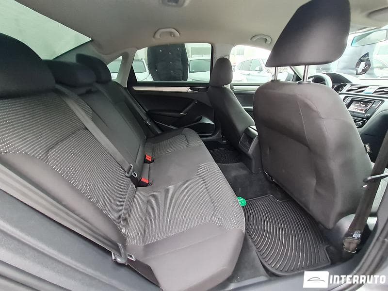 2018 Volkswagen Passat — Miniatură 8