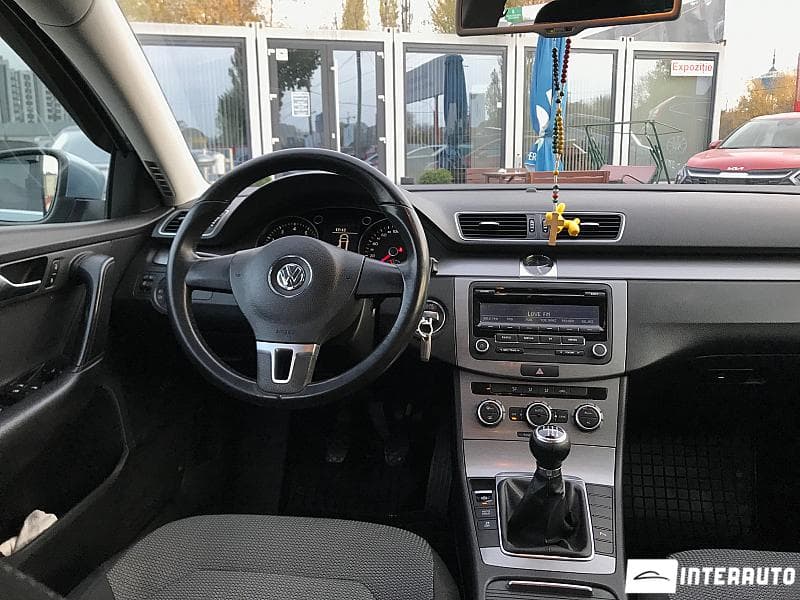 2012 Volkswagen Passat — Miniatură 11