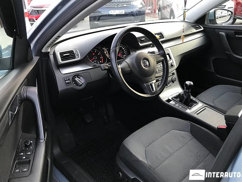 2012 Volkswagen Passat — Miniatură 7