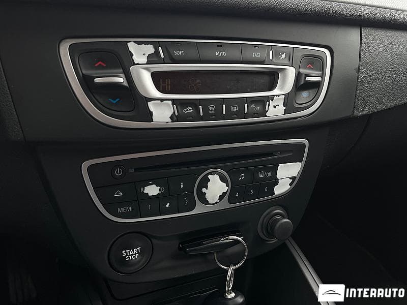 2011 Renault Megane — Miniatură 13