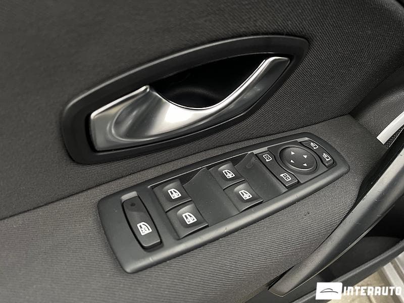 2011 Renault Megane — Miniatură 7