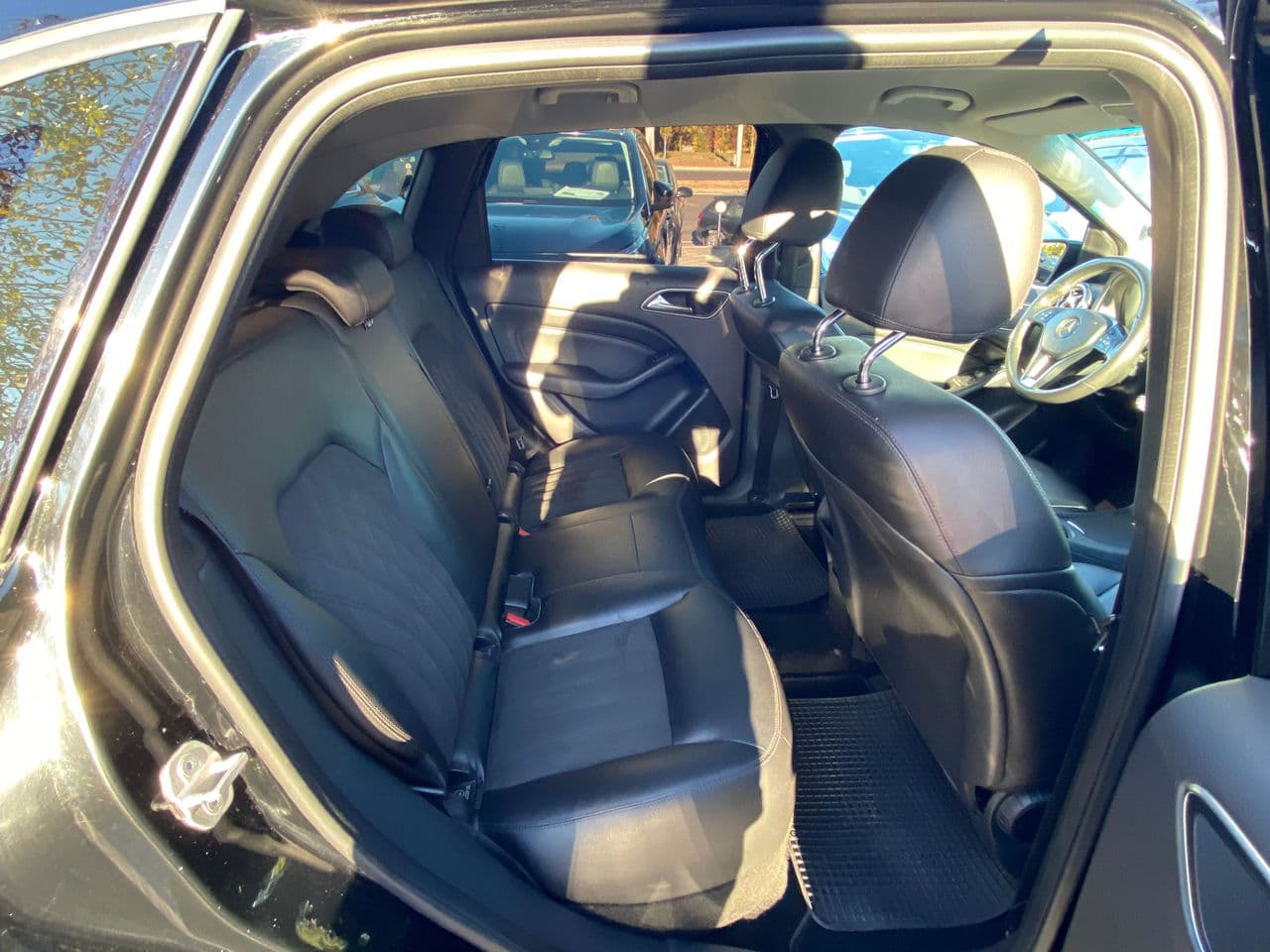 Mercedes B 200 2014 — Миниатюра 14