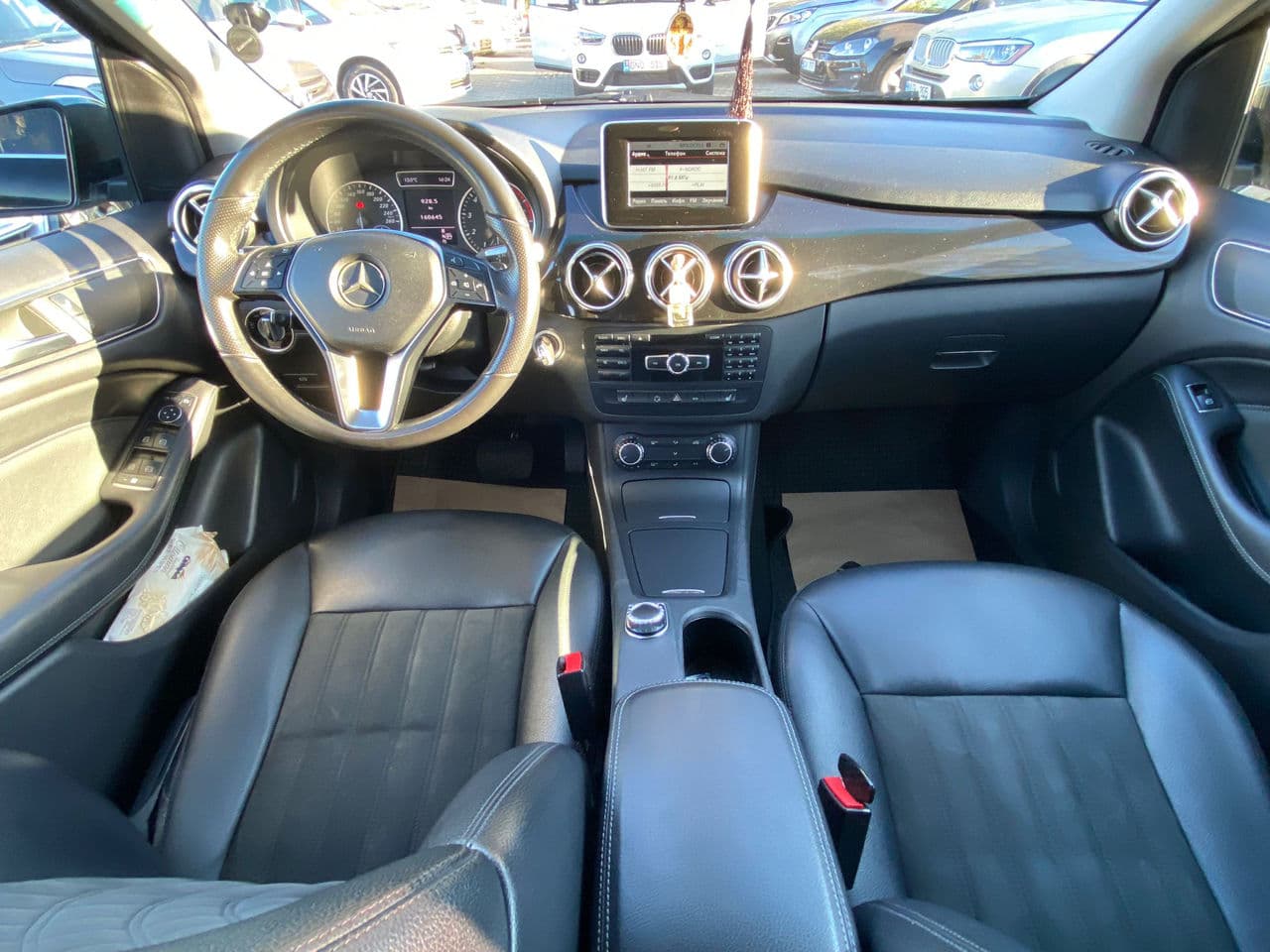 Mercedes B 200 2014 — Миниатюра 7