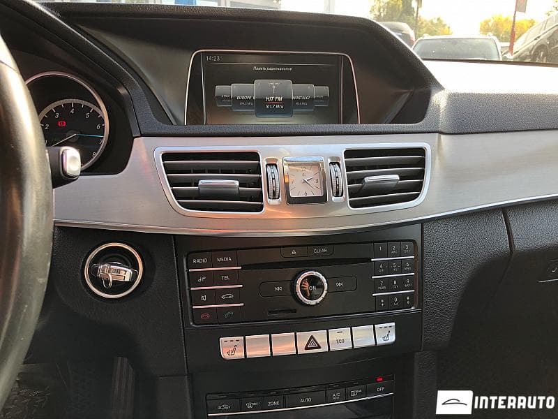 2015 Mercedes E 200 — Miniatură 13