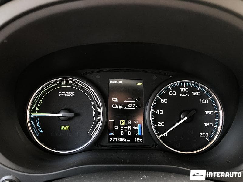Mitsubishi Outlander 2013 — Миниатюра 14