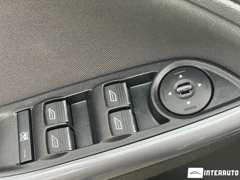 2012 Ford Focus — Miniatură 8